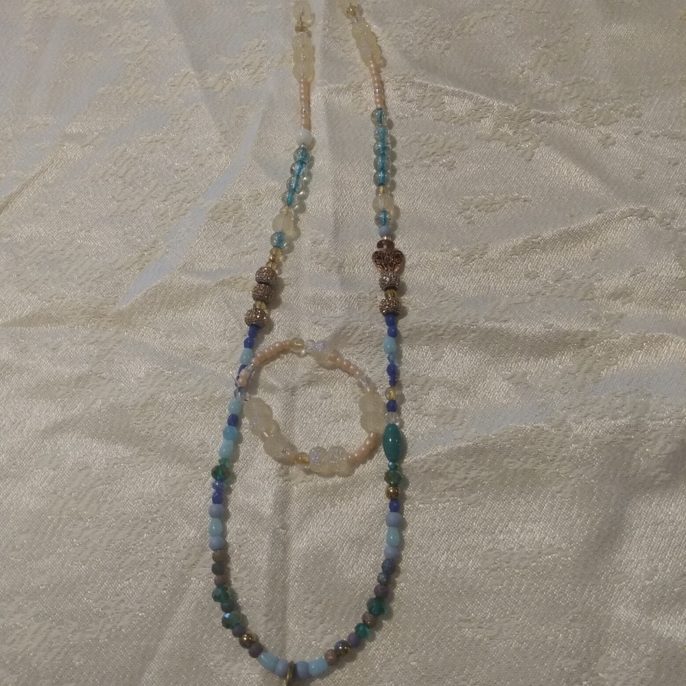 Handmade necklace and bracelet set - Picture 1 of 1